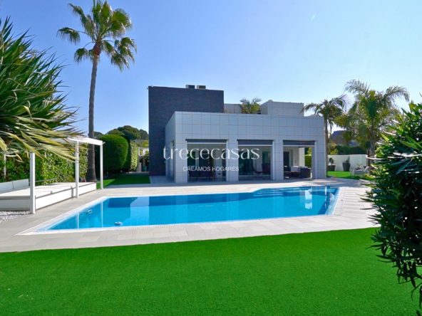 Moderna Vivienda en Alquiler y Venta en Torre en Conill