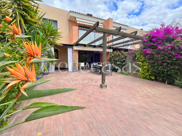 VIVIENDA EN FONT ROJA