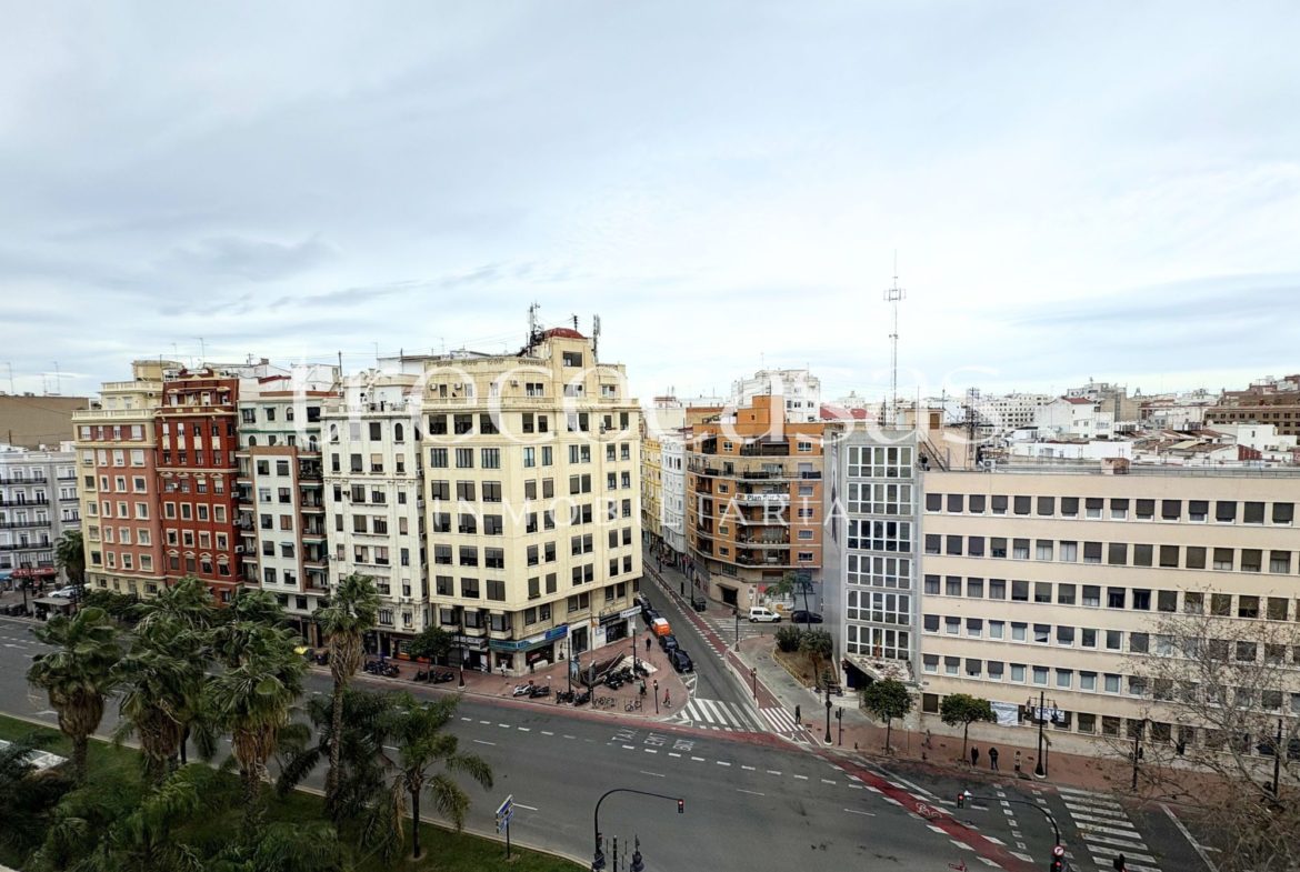 VIVIENDA EN EXTRAMURS, VALENCIA