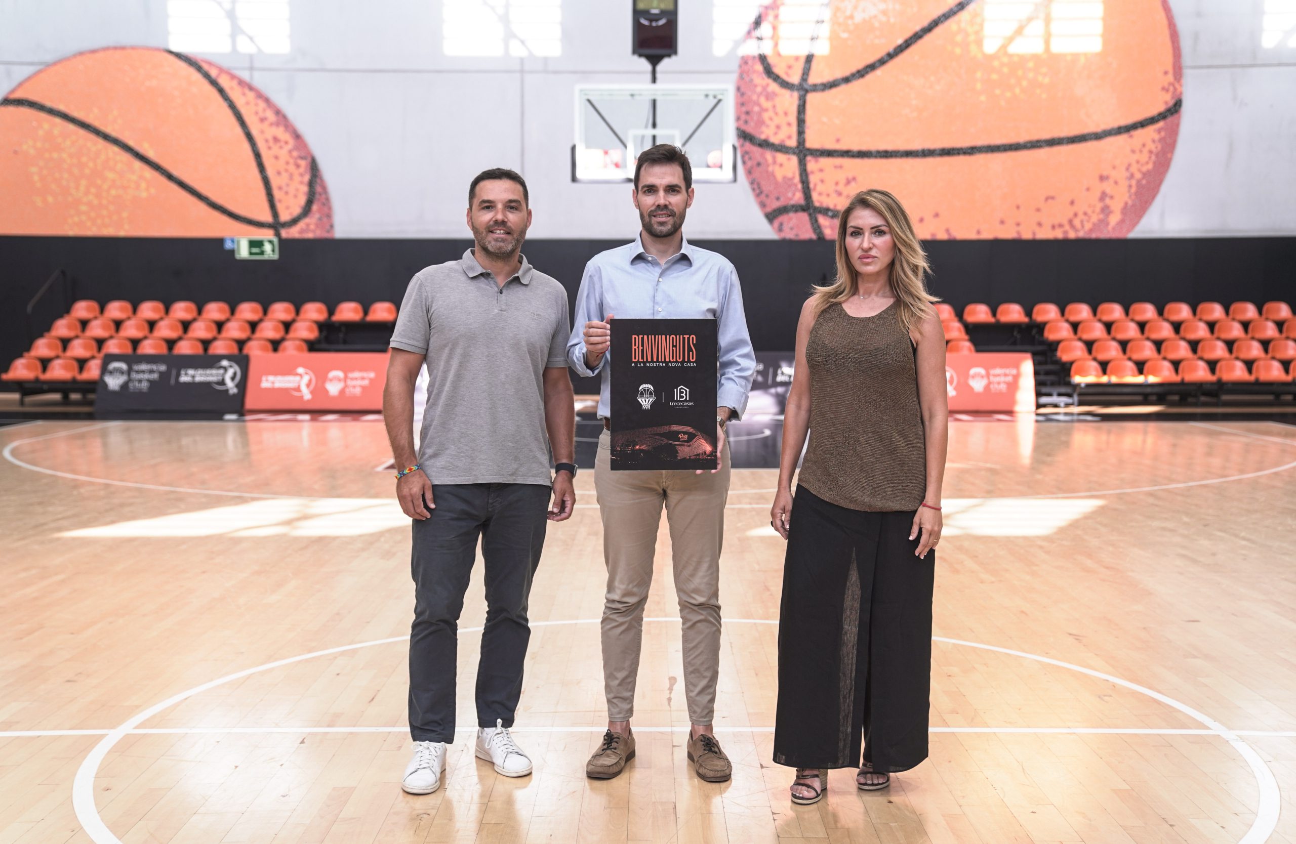 Firma acuerdo Trececasas y Valencia Basket Club