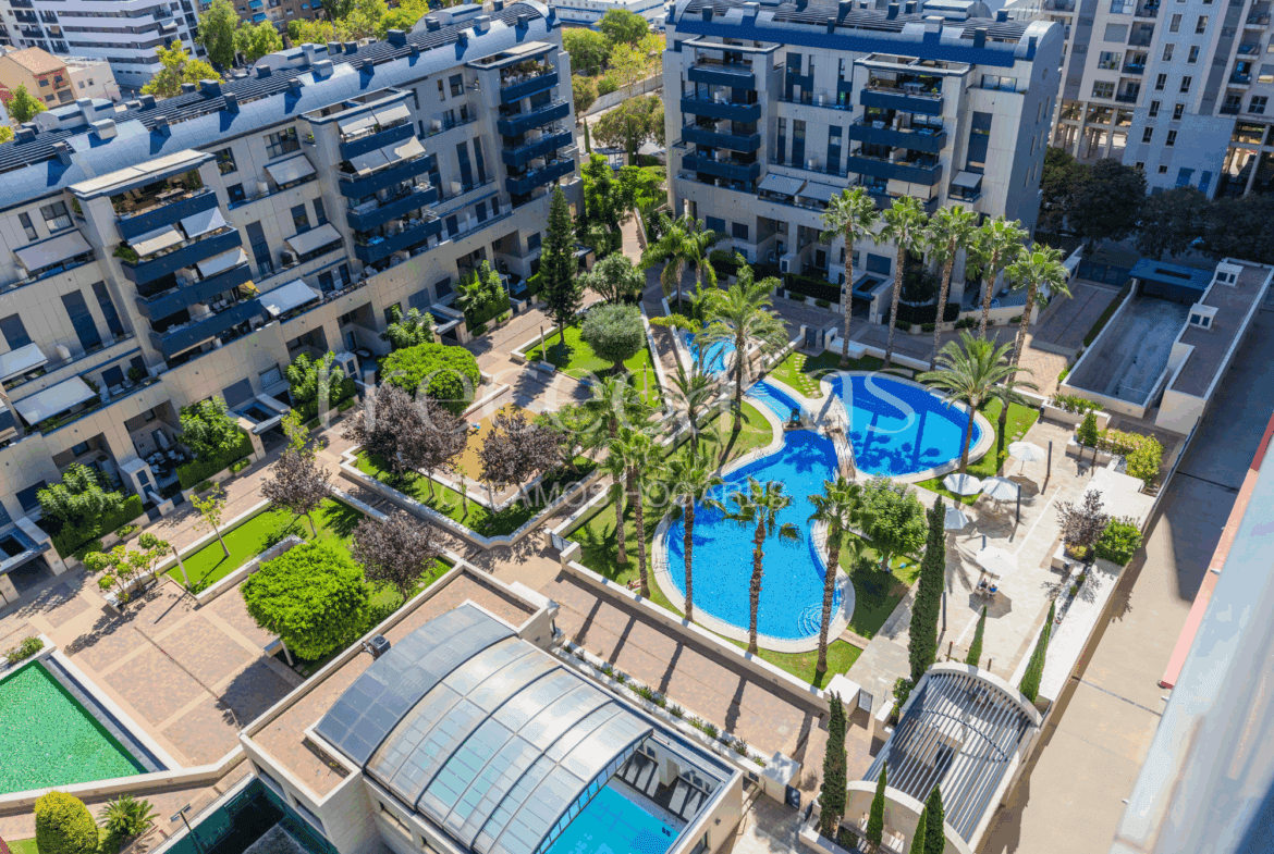Atico exclusivo en venta cortes valencianas