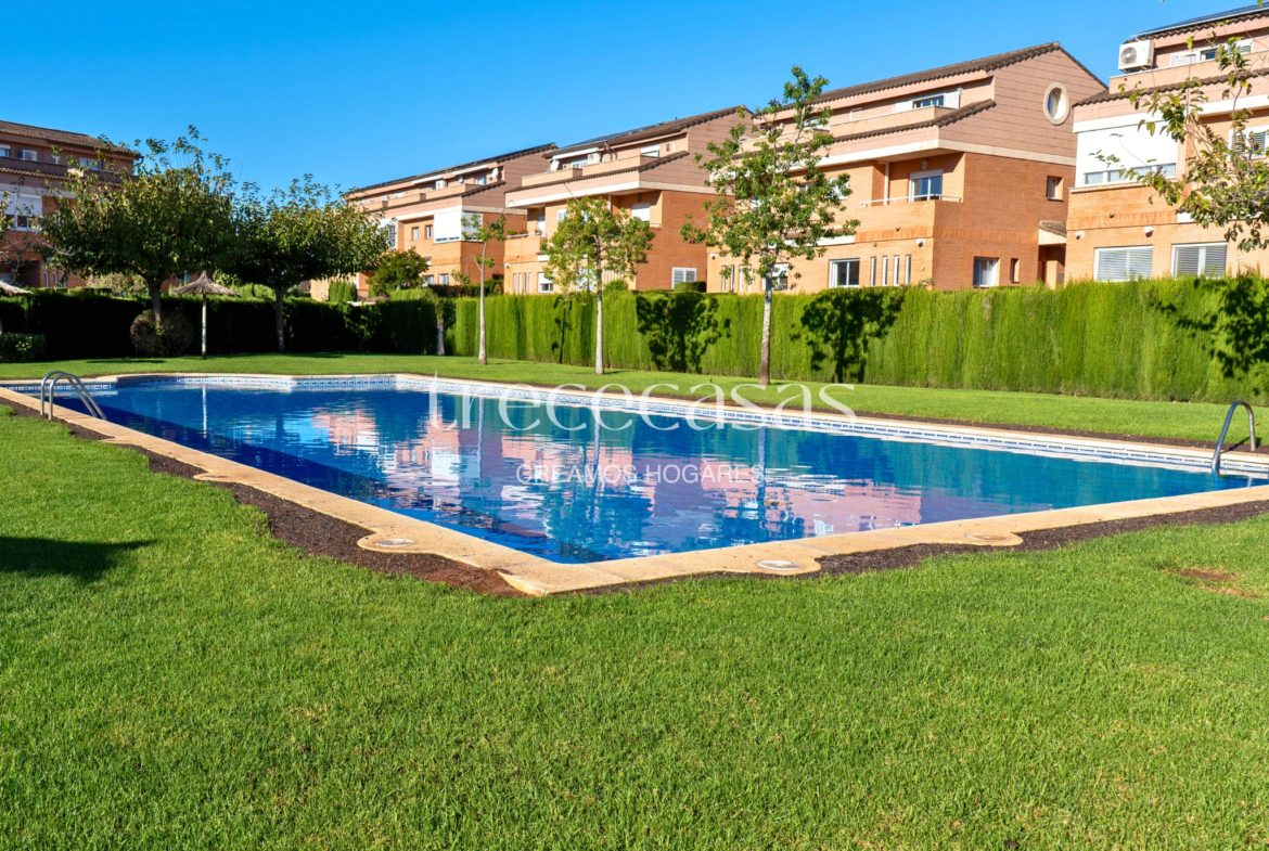 Bungalow en Alquiler en Mas Camarena