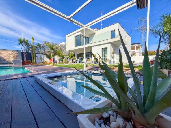 Chalet alquiler torre en conill