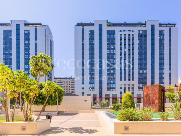 PISO EN VENTA EN CORTE VALENCIANAS