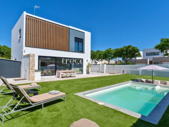 chalet independiente en torre en conill